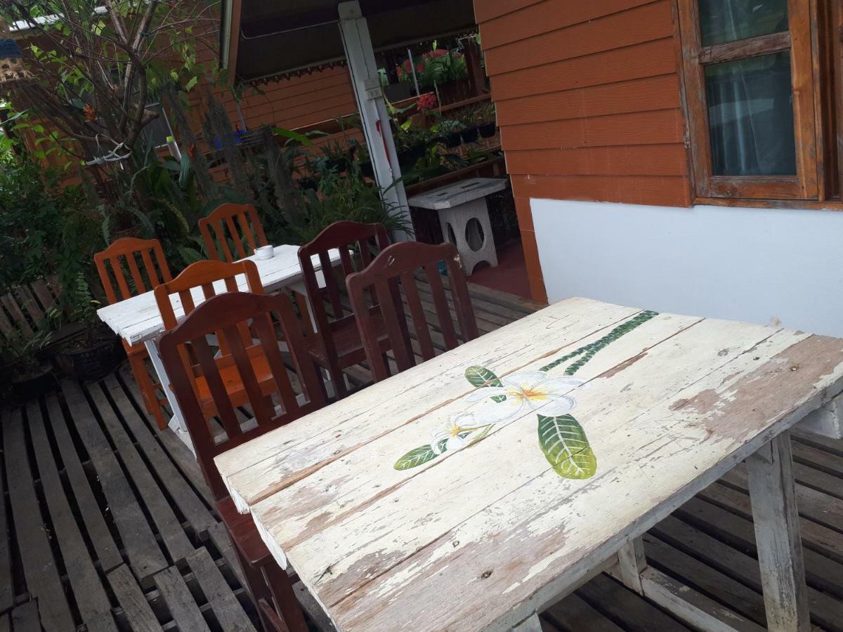 Baan Bar Cafe 호텔 매챔 외부 사진